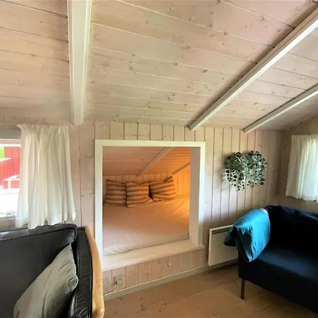 Danna - 850m To The Fjord By Interhome