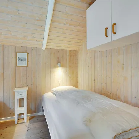 Nyaraló Danna - 850m To The Fjord By Interhome